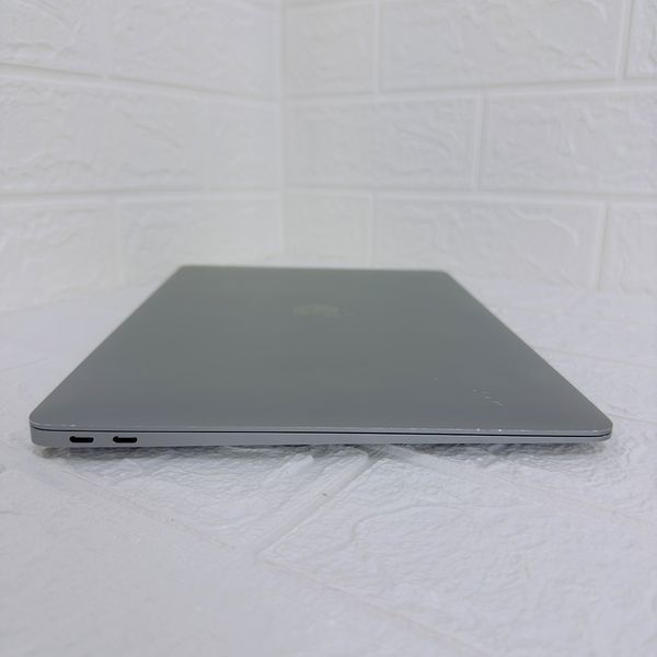 Б/у Ноутбук 13.3" Apple MacBook Air M1 16GB RAM 512Gb SSD IPS Space (1894) 890-macbook-air-13-1894