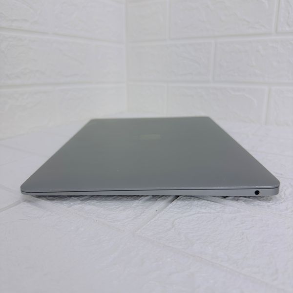 Б/у Ноутбук 13.3" Apple MacBook Air M1 16GB RAM 512Gb SSD IPS Space (1894) 890-macbook-air-13-1894