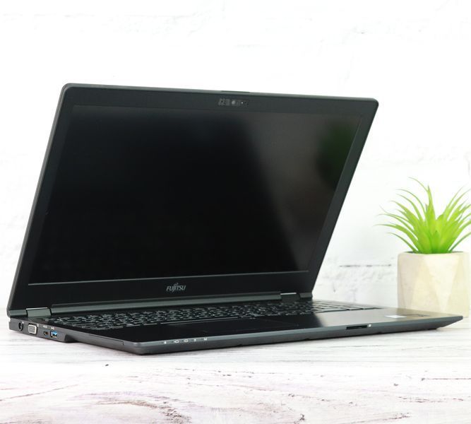 Б/в Ноутбук 15.6" Fujitsu LifeBook U757 Intel Core i5-7200U 32Gb RAM 1Tb SSD NVMe FullHD IPS 9999-29022024-55601-08