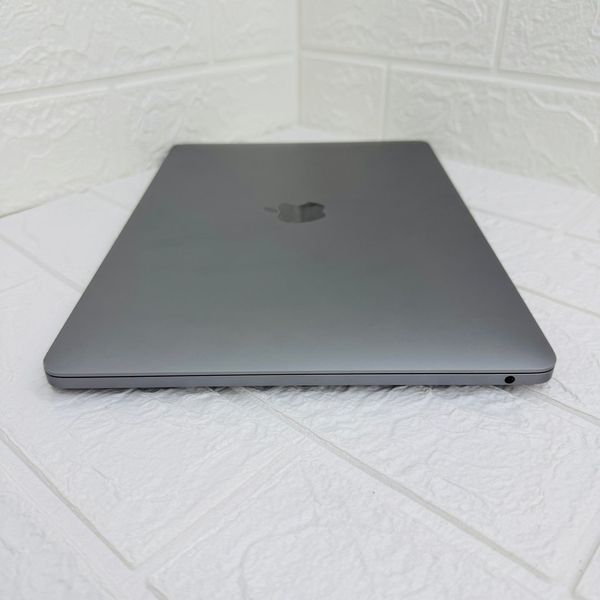 Б/в Ноутбук 13.3" Apple MacBook Pro M2 8GB RAM 256Gb SSD IPS Space (2147) 890-macbook-sdspro-13-cdsw2