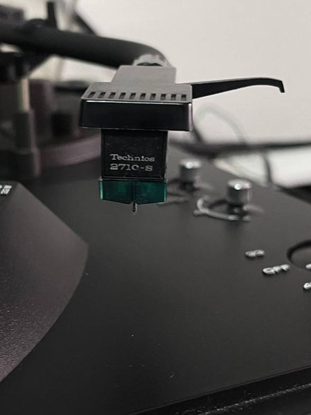 Б/у Виниловый проигрыватель Technics SL-2000 2-Speed Direct-Drive Turntable 8888-kklomk