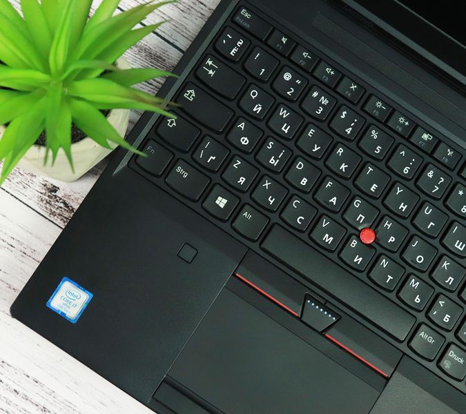 Б/у Мобильная рабочая станция 15.6" Lenovo ThinkPad P51 Intel Core i7-6820HQ 32Gb RAM 256Gb SSD 500HDD FullHD IPS + Nvidia Quadro M1000M pc000137
