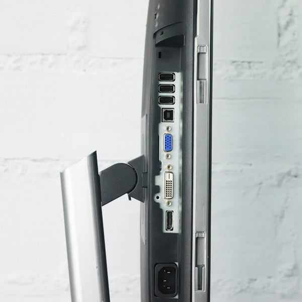 Б/в Монітор 23.8" Dell P2414H FullHD IPS WLED DisplayPort/DVI/VGA USB-Hub PIVOT 615