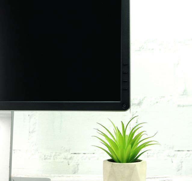 Б/в Монітор 23.8" Dell P2414H FullHD IPS WLED DisplayPort/DVI/VGA USB-Hub PIVOT 615