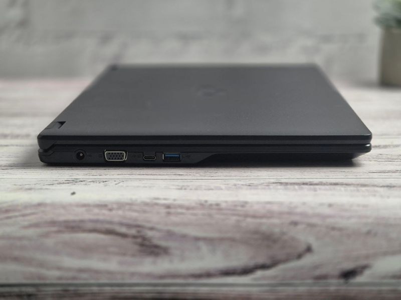 Б/у Ноутбук 15.6" Fujitsu LifeBook E459 Intel Core i5-8250U 8Gb RAM 256Gb SSD FullHD IPS 777727052025_001