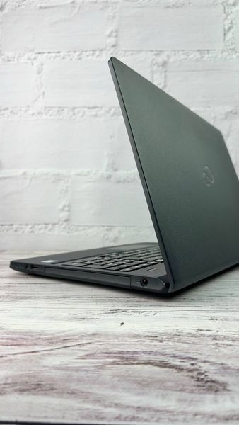 Б/у Ноутбук 15.6" Fujitsu LifeBook A357 Intel Core i5-7200U 16GB RAM 1TB SSD FullHD 122001csw_006