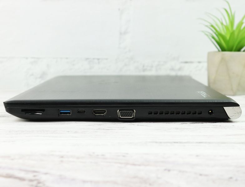 Б/в Ноутбук 15.6" Toshiba Tecra A50-E Intel Core i5-8250U 8Gb RAM 128Gb SSD M.2 FullHD IPS pc000262