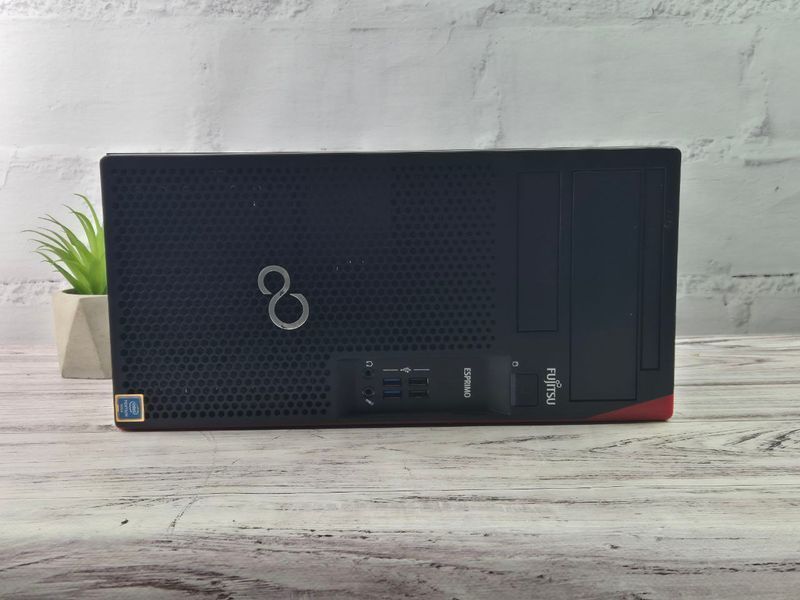 Б/у Системный блок Fujitsu Esprimo P558 Tower Intel Pentium Gold G5600 8Gb RAM 128Gb SSD fujcvscxllp558cjd_001