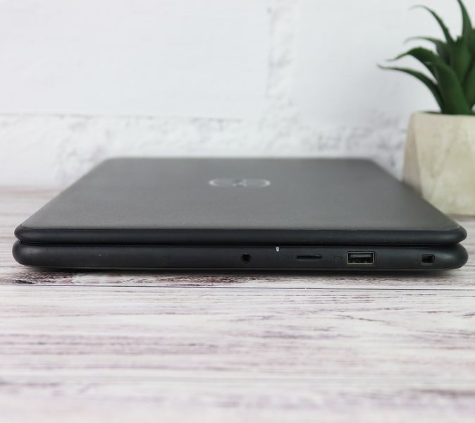 Б/у Ноутбук 13.3" Dell Latitude 3300 Intel Core i5-8250U 8Gb RAM 1Tb SSD NVMe pc000317