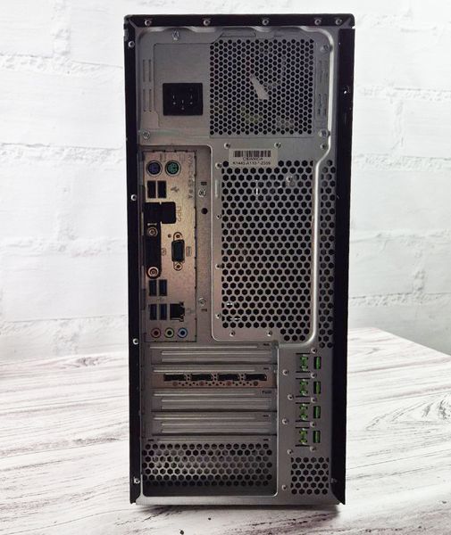 Б/в Системний блок Fujitsu Workstation Celsius W550 Intel Xeon E3-1275v5 32Gb RAM 480Gb SSD + Nvidia Qadro P2000 cchdw550celsiusmls_002sdf