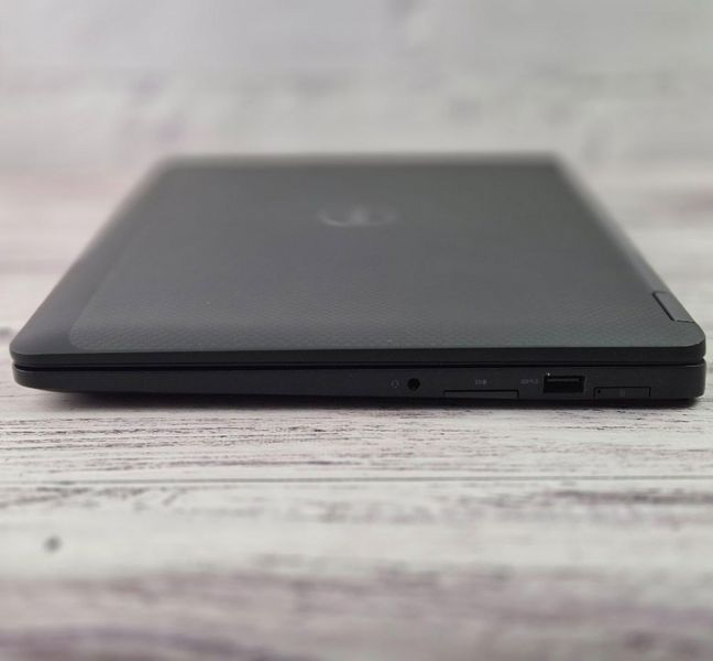 Б/в Сенсорний ноутбук 14" Dell Latitude E7470 Intel Core i5-6300U 32Gb RAM 1Tb SSD QHD IPS e7470-i5-touch_009