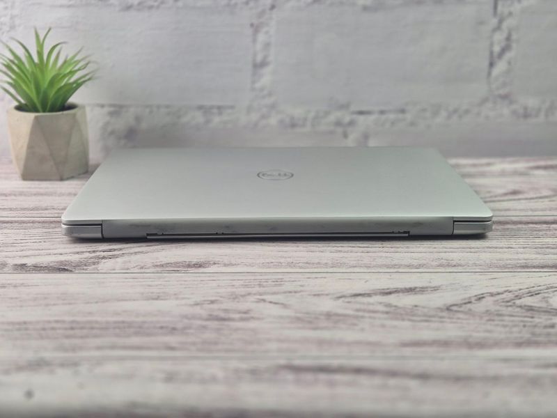 Б/у Ноутбук 15.6" Dell Inspiron 5590 Intel Core i5-10210U 8Gb RAM 512Gb SSD FullHD IPS insp5590csdv_001