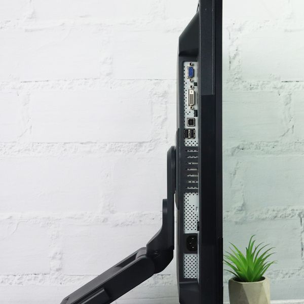 Б/в Монитор 22" HP L2245wg 1680x1050 DVI/VGA USB-Hub PIVOT 1826