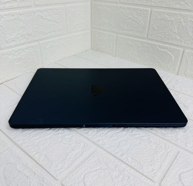 Б/в Ноутбук 13.6" Apple MacBook Air M3 8GB RAM 512Gb SSD IPS Midnight Apple Care 890-macbook-air-15-2080