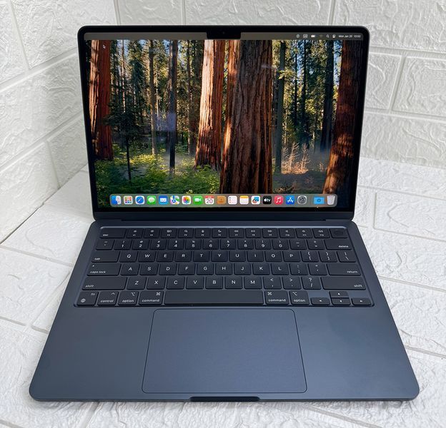 Б/в Ноутбук 13.6" Apple MacBook Air M3 8GB RAM 512Gb SSD IPS Midnight Apple Care 890-macbook-air-15-2080