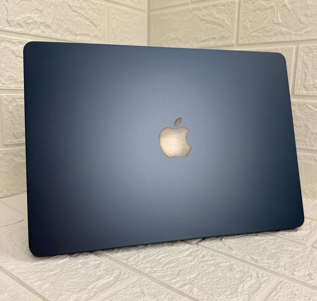 Б/в Ноутбук 13.6" Apple MacBook Air M3 8GB RAM 512Gb SSD IPS Midnight Apple Care 890-macbook-air-15-2080