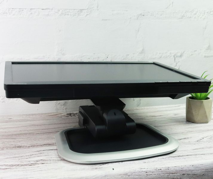 Б/в Монитор 22" HP L2245wg 1680x1050 DVI/VGA USB-Hub PIVOT 1826