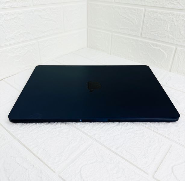 Б/в Ноутбук 13.6" Apple MacBook Air M3 8GB RAM 256Gb SSD IPS Midnight Apple Care 890-macbook-air-15-2111