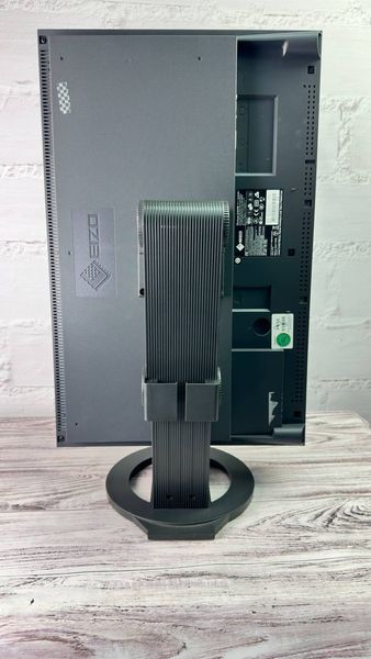 Б/у Монитор 24.1" Eizo FlexScan S2401W FullHD VGA/DVI USB-Hub Speakers pc0002513