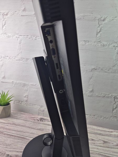 Б/в Монітор 23" Lenovo ThinkVision T23i-10 HDMI/VGA/DisplayPort FullHD IPS lenovot23i10