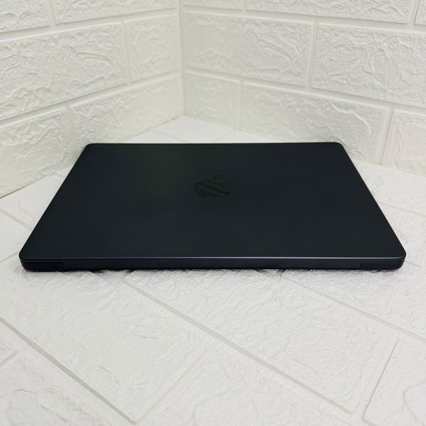 Б/у Ноутбук 14" Apple MacBook Pro M3 Pro 18GB RAM 512Gb SSD MiniLED Space Black 890-macbook-pro-2127