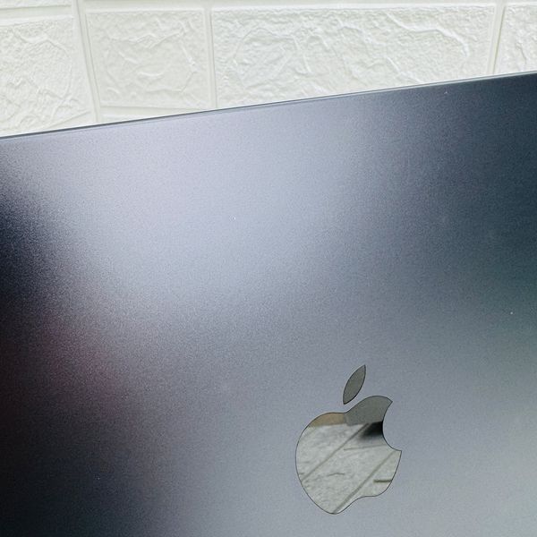 Б/у Ноутбук 14" Apple MacBook Pro M3 Pro 18GB RAM 512Gb SSD MiniLED Space Black 890-macbook-pro-2127