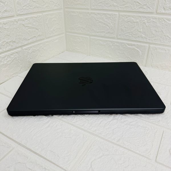 Б/у Ноутбук 14" Apple MacBook Pro 14 M3 Pro 18GB RAM 512Gb SSD MiniLED Space Black 890-macbook-pro-2128