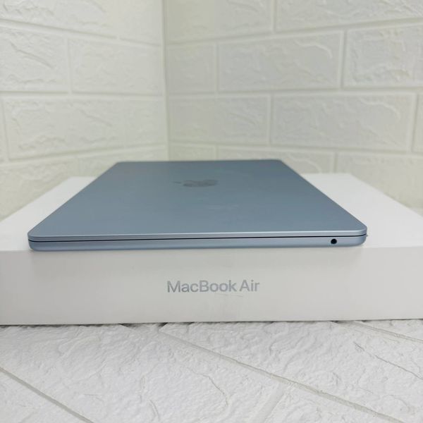 Б/в Ноутбук 13.6" Apple MacBook Air M4 16GB RAM 256Gb SSD IPS Sky Blue 890-macbook-air-13-2111ccxzq1