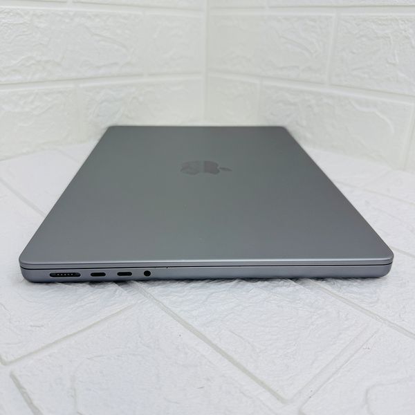 Б/в Ноутбук 14.2" Apple MacBook Pro 14 M2 Pro 16Gb RAM 512Gb SSD Liquid Retina XDR Space Gray 888-macpro16-2116