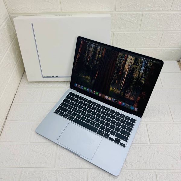 Б/в Ноутбук 13.6" Apple MacBook Air M4 16GB RAM 256Gb SSD IPS Sky Blue 890-macbook-air-13-2111ccxzq1
