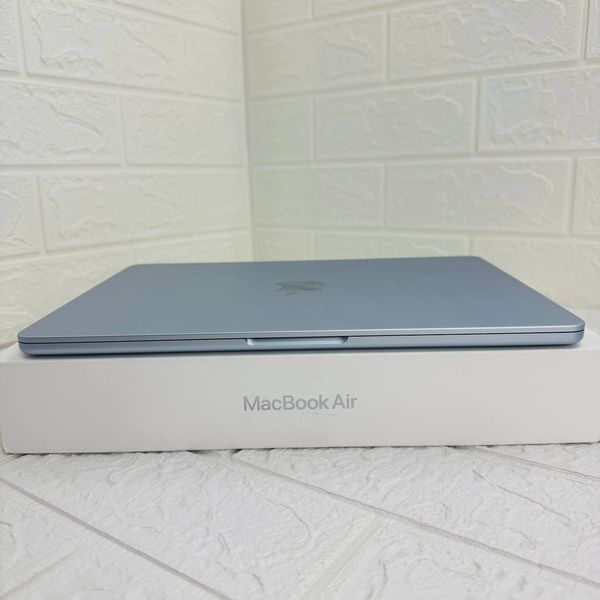 Б/в Ноутбук 13.6" Apple MacBook Air M4 16GB RAM 256Gb SSD IPS Sky Blue 890-macbook-air-13-2111ccxzq1