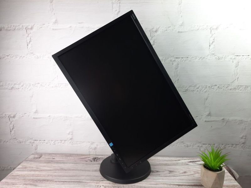 Б/в Монітор 22" NEC MultiSync E223W WLED DisplayPort/DVI/VGA PIVOT 2629