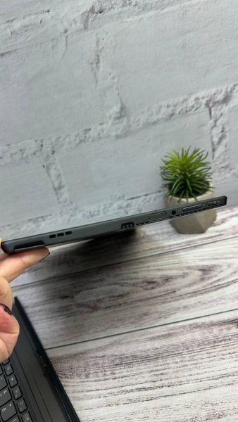Б/у Сенсорный ноутбук-трансформер 12.2" Lenovo MIIX 520-12IKB Intel Core i5-8250U 8Gb RAM 256Gb SSD FullHD IPS 877jjd_001