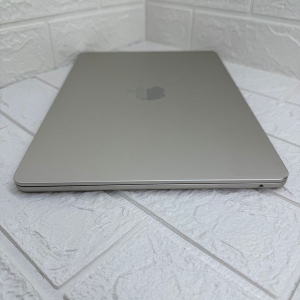 Б/в Ноутбук 13.6" Apple MacBook Air M2 24GB RAM 512Gb SSD IPS StarLight (1966) 890-macbook-air-13-1966