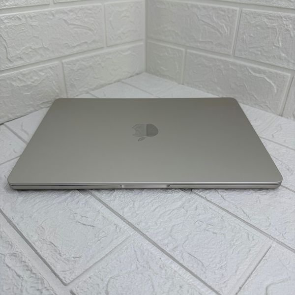 Б/в Ноутбук 13.6" Apple MacBook Air M2 24GB RAM 512Gb SSD IPS StarLight (1966) 890-macbook-air-13-1966
