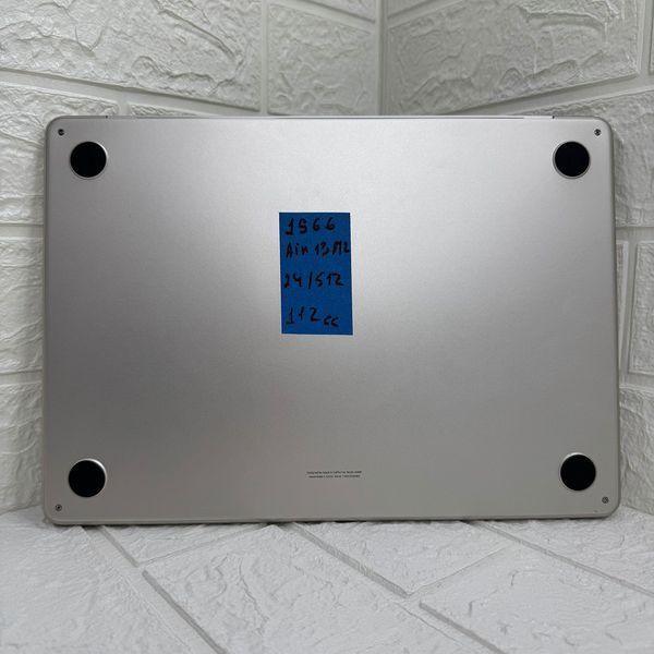 Б/в Ноутбук 13.6" Apple MacBook Air M2 24GB RAM 512Gb SSD IPS StarLight (1966) 890-macbook-air-13-1966