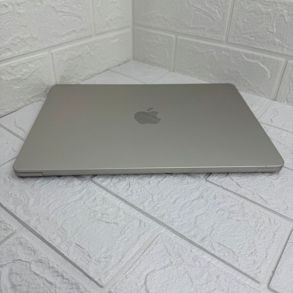 Б/в Ноутбук 13.6" Apple MacBook Air M2 24GB RAM 512Gb SSD IPS StarLight (1966) 890-macbook-air-13-1966