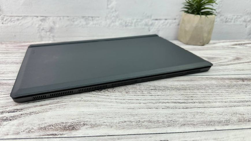 Б/у Сенсорный ноутбук-трансформер 12.2" Lenovo MIIX 520-12IKB Intel Core i5-8250U 8Gb RAM 256Gb SSD FullHD IPS 877jjd_001