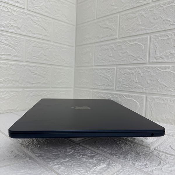Б/у Ноутбук 13.6" Apple MacBook Air M2 8GB RAM 256Gb SSD IPS Midnight Apple Care (2049) 890-macbook-air-13-2049