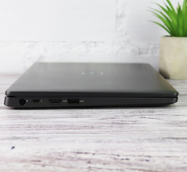 Б/у Ноутбук 13.3" Dell Latitude 5300 Intel Core i5-8350U 8Gb RAM 256Gb SSD FullHD IPS lat5300scsvccx_001
