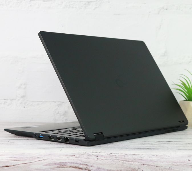 Б/в Ноутбук 15.6" Fujitsu LifeBook U757 Intel Core i5-7200U 8Gb RAM 480Gb SSD NVMe FullHD IPS 9999-29022024-55601-01