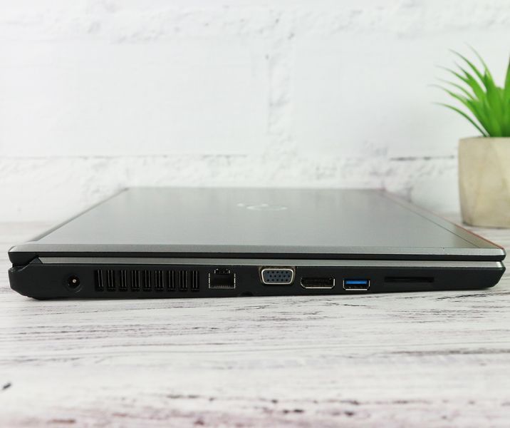 Б/у Ноутбук 15.6" Fujitsu LifeBook E756 Intel Core i7-6500U 16Gb RAM 1Tb SSD FullHD pc000290ssq_007