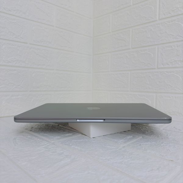 Б/в Ноутбук 13.6" Apple MacBook Air M2 8GB RAM 256Gb SSD IPS Space (1997) 890-macbook-air-13-1997