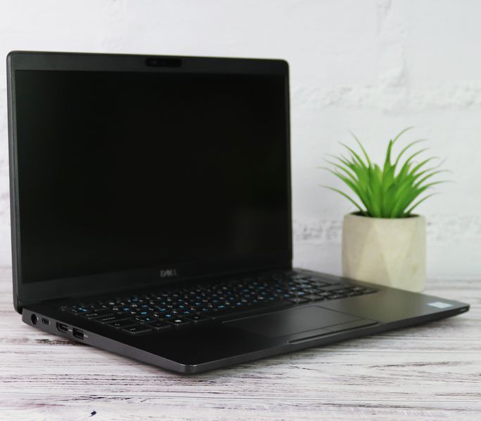 Б/в Ноутбук 13.3" Dell Latitude 5300 Intel Core i5-8350U 16Gb RAM 256Gb SSD FullHD IPS lat5300scsvccx_004