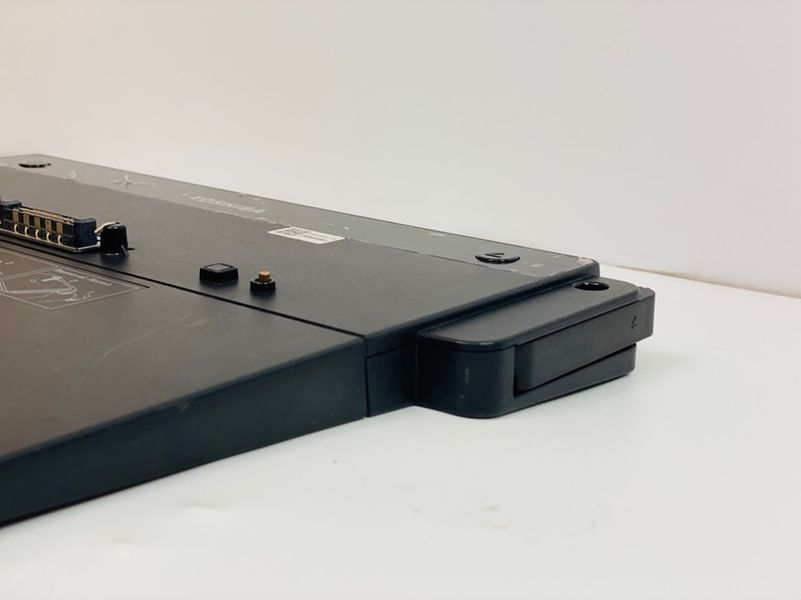 Б/в Док-станція Toshiba PA3680E-1PRP для Satellite R20, R25, Satellite Pro S300, S300M 2978