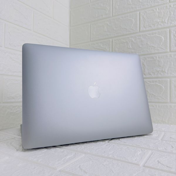Б/в Ноутбук 13.3" Apple MacBook Pro 13 M1 16GB RAM 512Gb SSD IPS Space (1956) 890-macbook-pro-13-1956