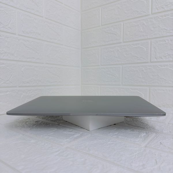 Б/в Ноутбук 13.3" Apple MacBook Air M1 16GB RAM 256Gb SSD IPS Space (1995) 890-macbook-air-13-1995