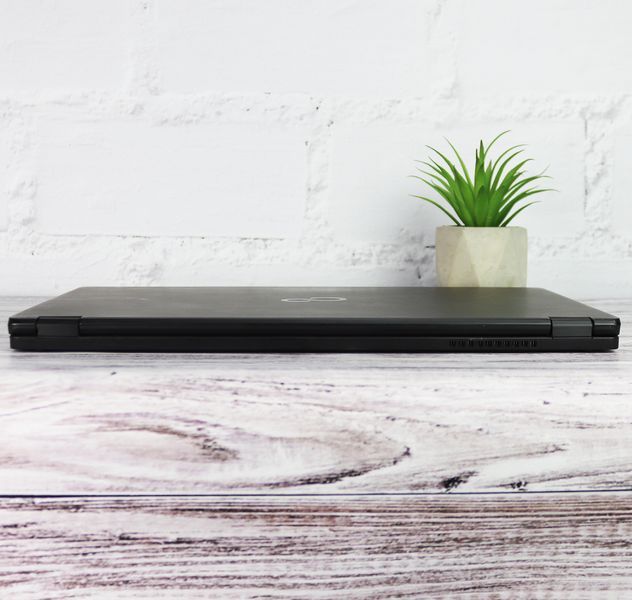 Б/у Ноутбук 15.6" Fujitsu LifeBook U758 Intel Core i5-8350U 32Gb RAM 256Gb SSD 11111-989-965322141