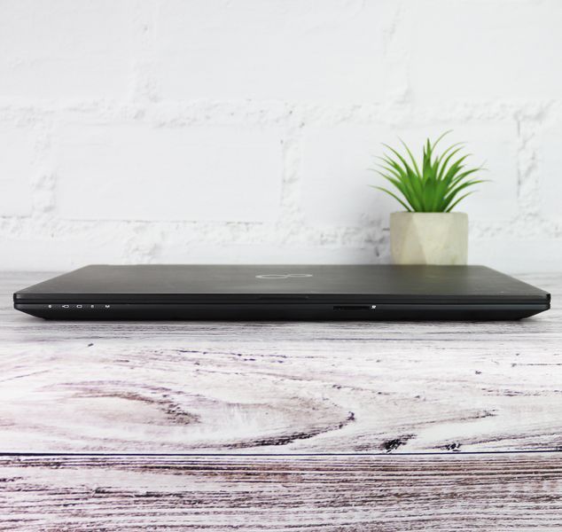 Б/у Ноутбук 15.6" Fujitsu LifeBook U758 Intel Core i5-8350U 32Gb RAM 256Gb SSD 11111-989-965322141