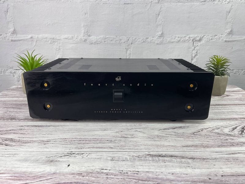 Б/в Підсилювач звуку Forte Model 5 Dual Channel Amplifier cdkewsfortec_001